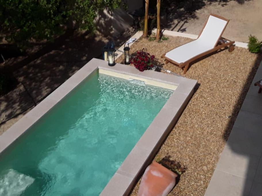 La Suite De Garlone Aujargues Exterior foto