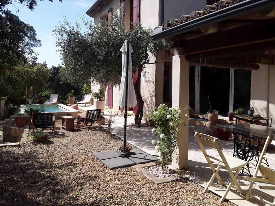 La Suite De Garlone Aujargues Exterior foto