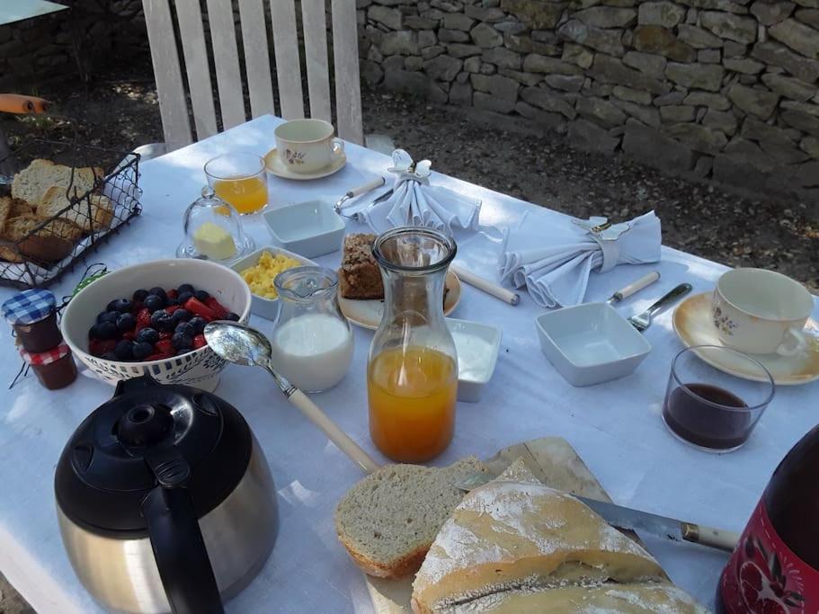 La Suite De Garlone Aujargues Exterior foto
